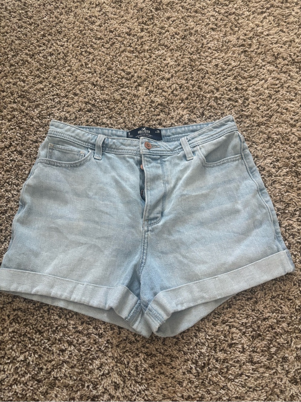 Hollister Light Wash Denim Roll-Cuff Women’s Shorts